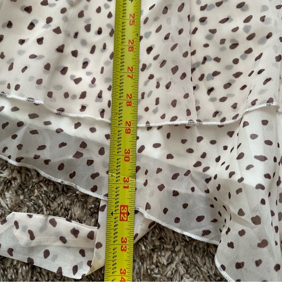 Long Sleeve Flowy Romper - Picture 9 of 11